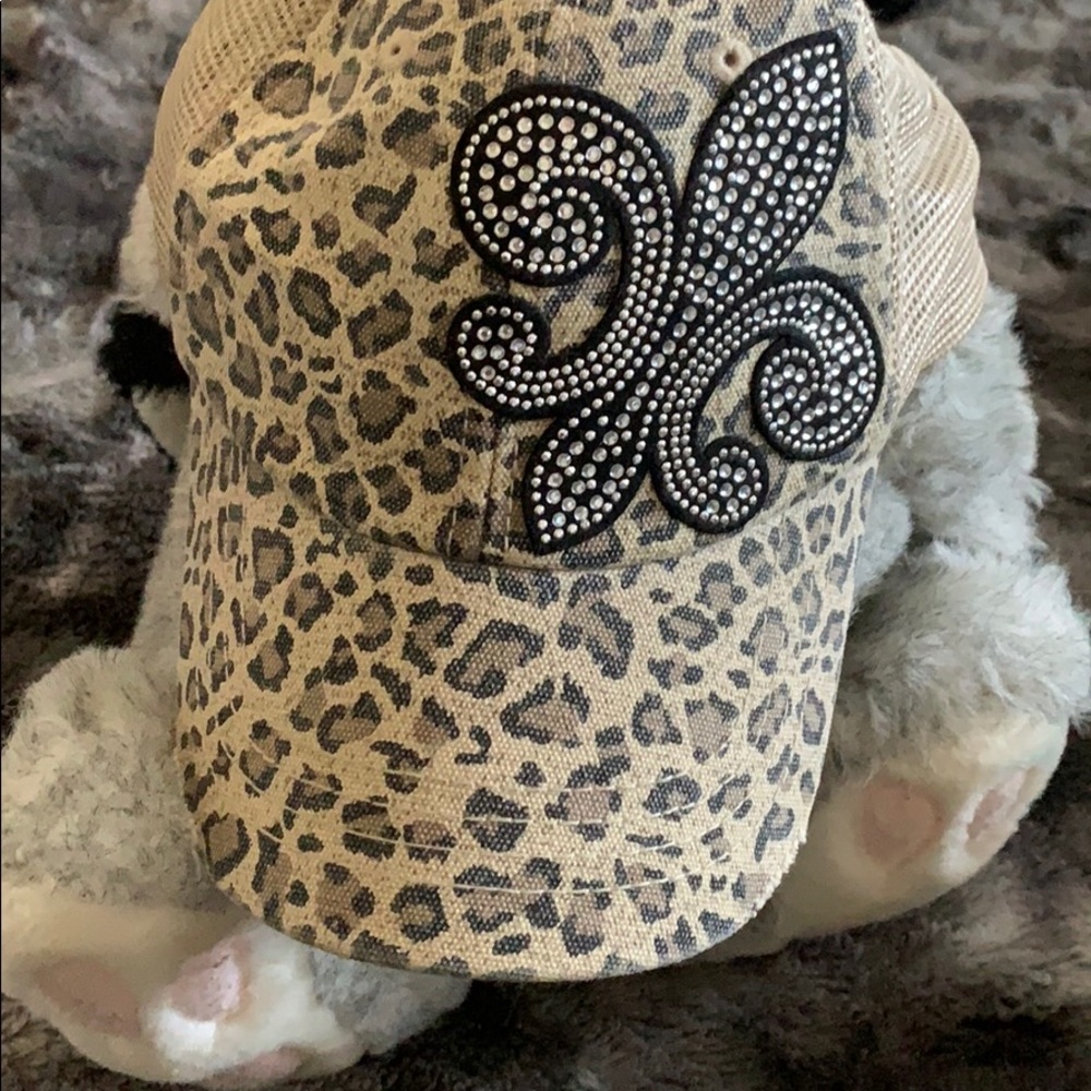 Cheetah Cap